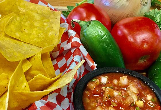 Chips and Salsa Lifestyle - Sinaloa Signature Restaurante560x382